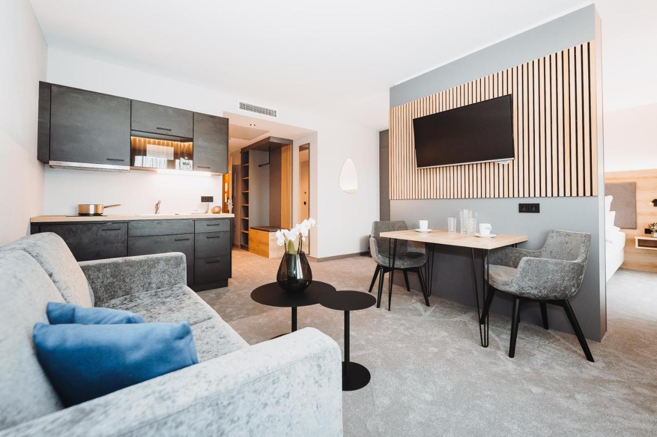 Hotel Vivo Schierling المظهر الخارجي الصورة